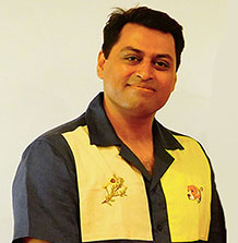 Dr Neeraj Mandhana